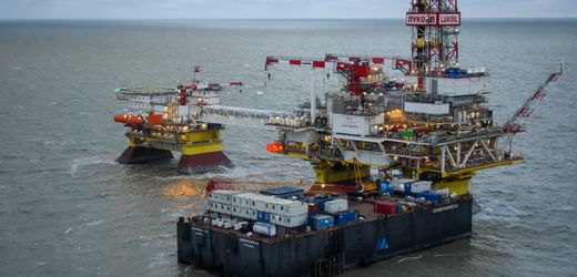 Ukraine meldet erneut Angriff auf Russlands Ölgeschäft – wohl Plattform im Kaspischen Meer getroffen