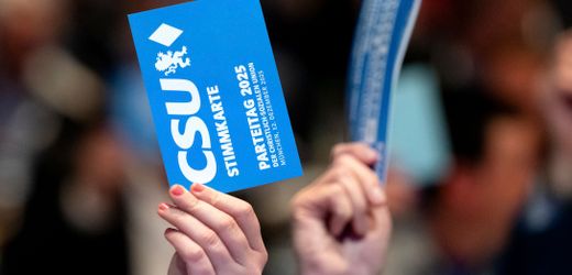 Bayern: CSU fordert Hymnenpflicht bei Zeugnisvergaben – Parteitagsbeschluss