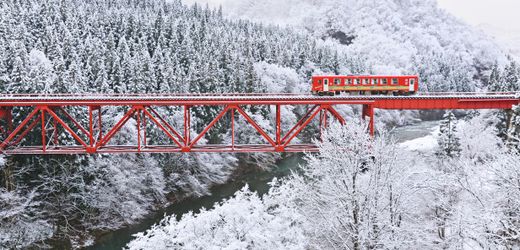 Weihnachtsgeschenke: Sechs Reise-Bücher für Weltenbummler – von Nepal bis Japan