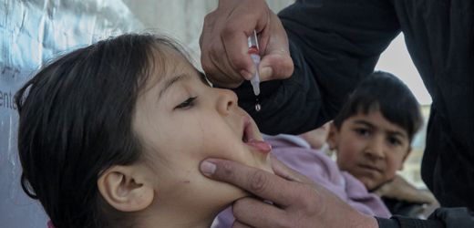 Bill Gates warnt: Kindersterblichkeit nimmt wohl wieder zu