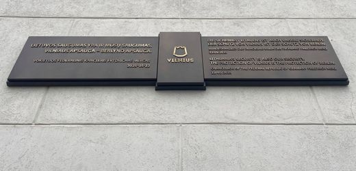 Friedrich Merz: Tafel mit Kanzler-Zitat in Litauen enthüllt