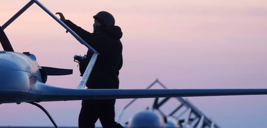 Ukrainische Drohnen sollen Öldepots in Russland angegriffen haben