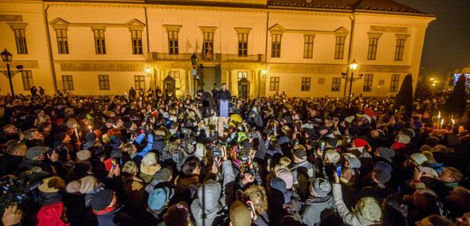 Budapest: Orbáns Rivale führt Protest gegen mutmaßlichen Kindesmissbrauch an