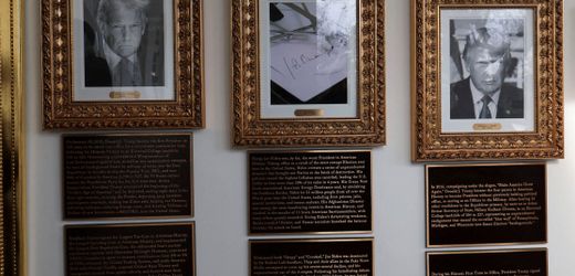 Donald Trump verspottet Joe Biden mit Plakette am Weißen Haus