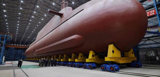 Nordkorea präsentiert neue Bilder von erstem U-Boot mit Atomantrieb