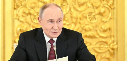 Wladimir Putin: Rückkehr auf die Weltbühne durch strategische Inszenierung
