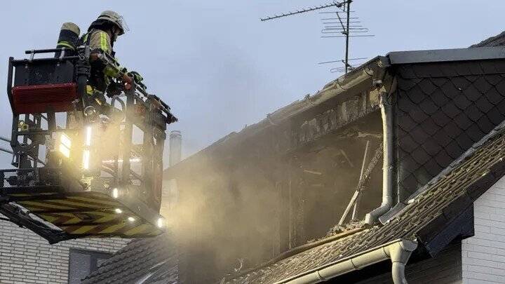 Wohnungsbrand in Krefeld: Alleinerziehende Mutter verliert ihr Zuhause – Spendenaufruf gestartet