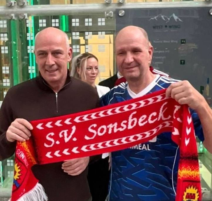 Kult-Kicker beim „Doppelpass“ fannah: Warum Mario Basler den SV Sonsbeck kennt