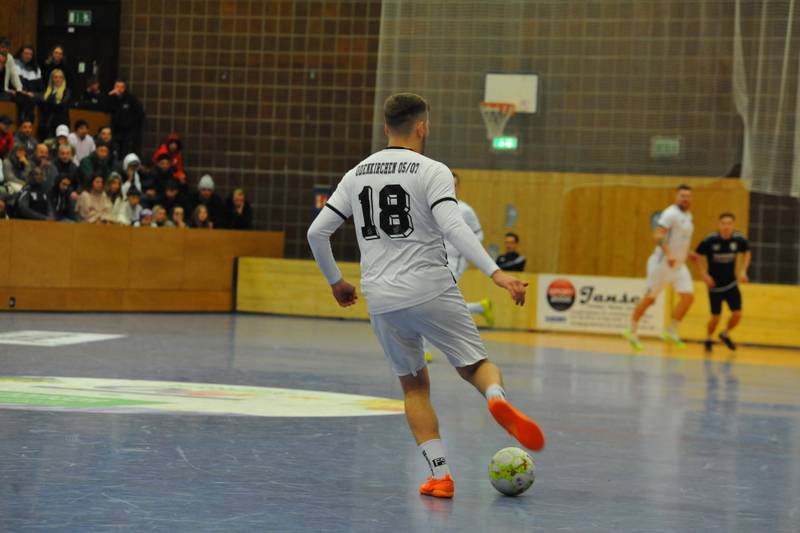 Gruppe 6 Hallenstadtmeisterschaft: Ich freue mich total auf Odenkirchen