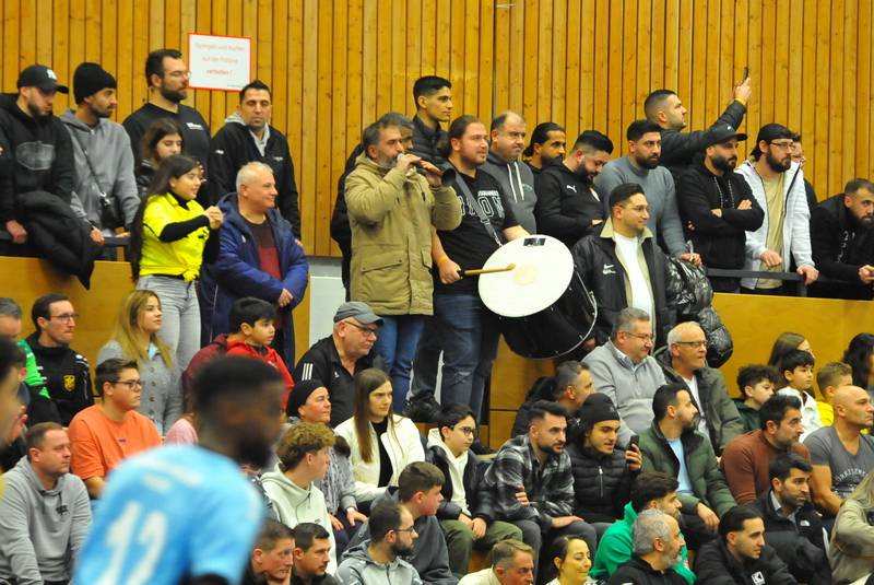 Gruppe 1 der Hallenstadtmeisterschaft: Ein stimmungsvoller Auftakt – und ein klarer Favorit