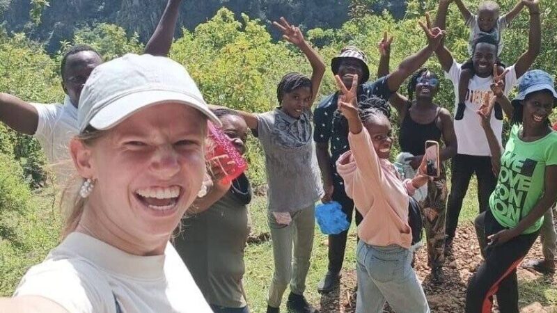 Freiwilligenjahr in Afrika: Was eine Kleverin in Kenia erlebte – „Mut ist Angst, die gebetet hat“