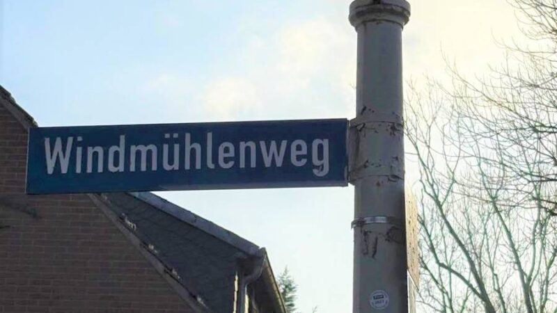 Informationen aus dem Netz: Nettetal setzt bei Straßennamen auf QR-Codes