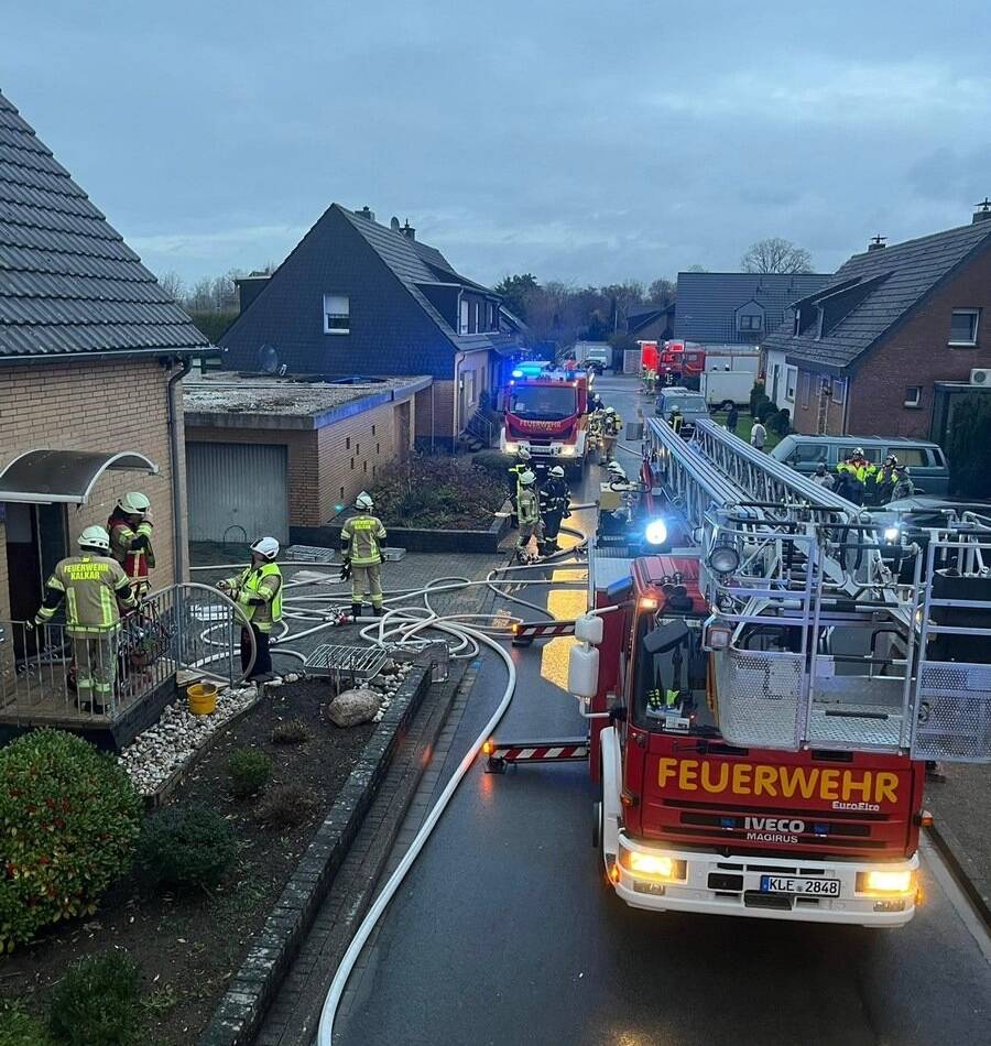 An der Kirchstraße: Küchenbrand in Kalkar ruft an
Nikolaus Feuerwehr auf den Plan