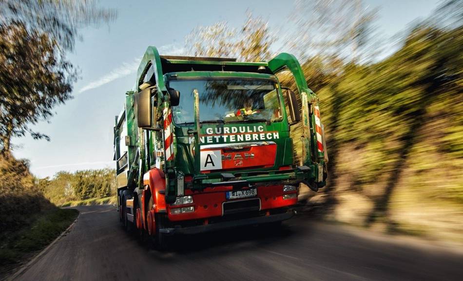 Abfallentsorgung in Rheinberg: Knettenbrech + Gurdulic holt jetzt den Restmüll ab