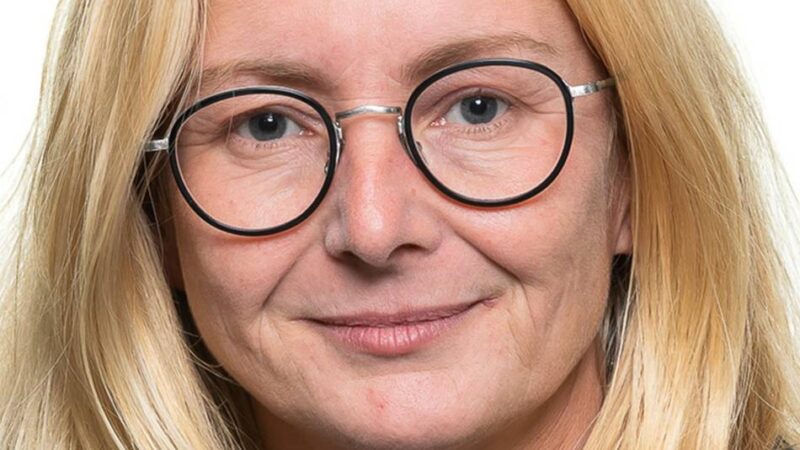 Mindestlohn steigt ab Januar: NGG fordert bessere Absicherung für Mini‑Jobber