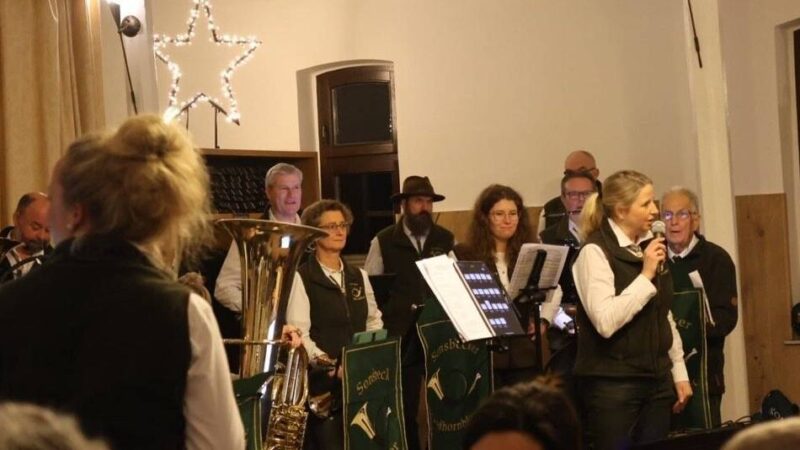 Jagdhornbläser des Hegering Sonsbeck: Manfred Esselborn kommt auch nach 50 Jahren nicht aus der Puste