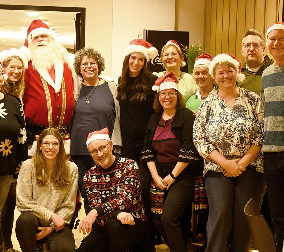 Besondere Weihnachtsfeier in Kempen: Ehrenamtler und Unternehmen unterstützen Heiligabend-Aktion