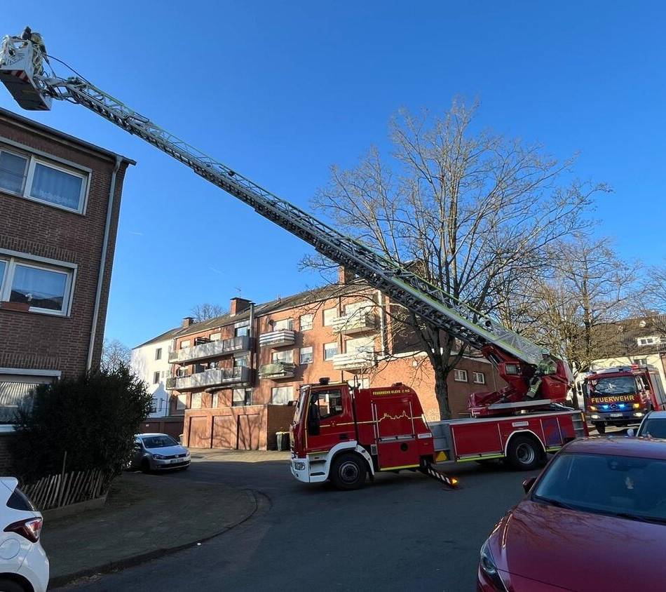 Sicherheitstipps der Einsatzkräfte: Klever Feuerwehr bei drei vermeintlichen Kaminbränden im Einsatz