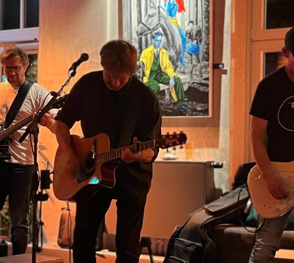 Konzert in Sonsbeck: Indie-Rock-Band spielt in Flüchtlingsunterkunft