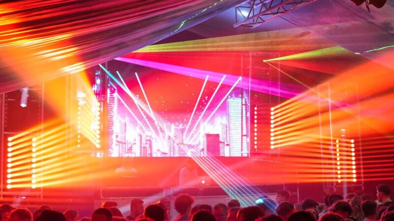 Am Samstag in der Stadthalle in Rheinberg: Stadthalle wird zur Disco