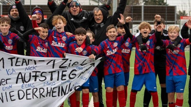 Pyrotechnik bei Jugendspiel: 1. FC Lintfort muss Rekordstrafe zahlen