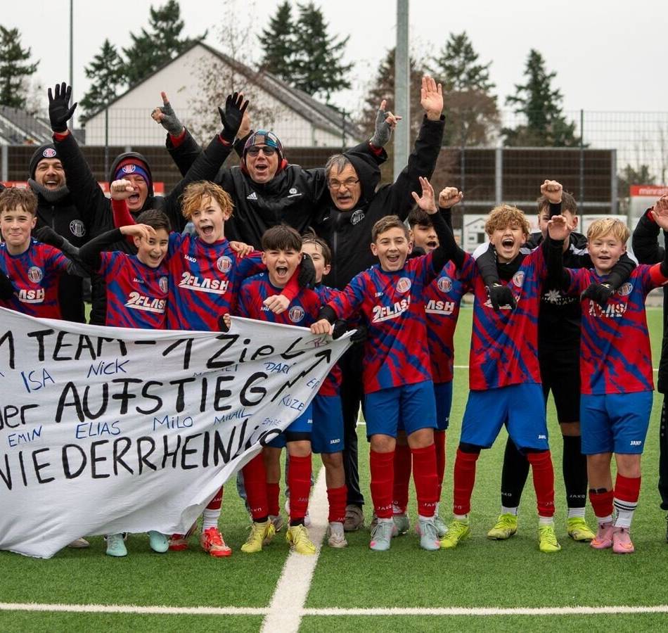 Pyrotechnik bei Jugendspiel: 1. FC Lintfort muss Rekordstrafe zahlen