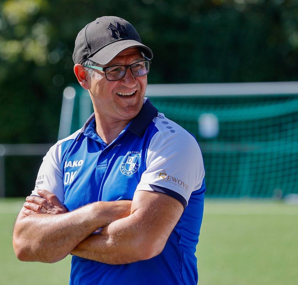 Ein Co-Trainer geht: Neuwerk verlängert vorzeitig mit Trainerteam um Dony Karaca