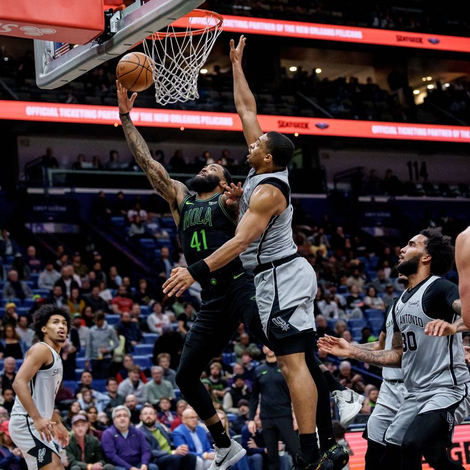 NBA: Spurs verlieren 20-Punkte-Vorsprung und gewinnen dennoch