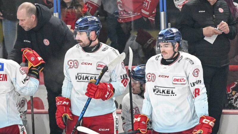 Sorge um Verteidiger Emil Quaas: DEG verpatzt die Generalprobe fürs Derby – das 1:4 in Crimmitschau im Video