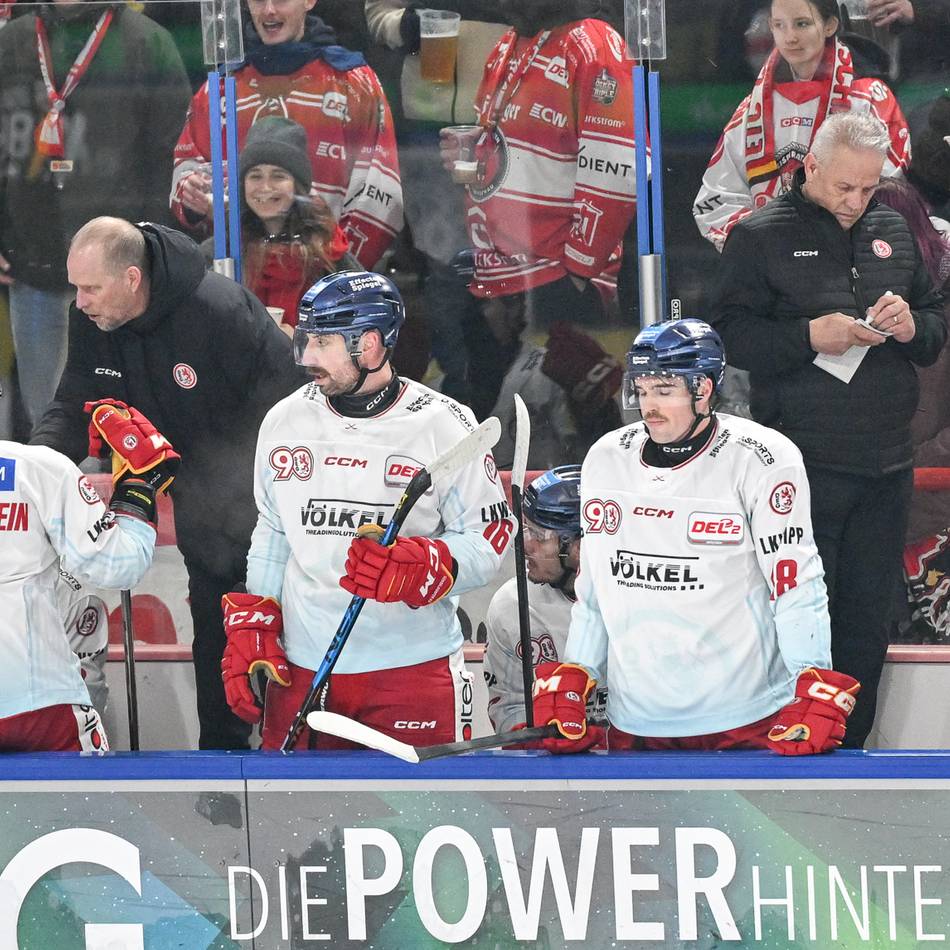 Sorge um Verteidiger Emil Quaas: DEG verpatzt die Generalprobe fürs Derby – das 1:4 in Crimmitschau im Video