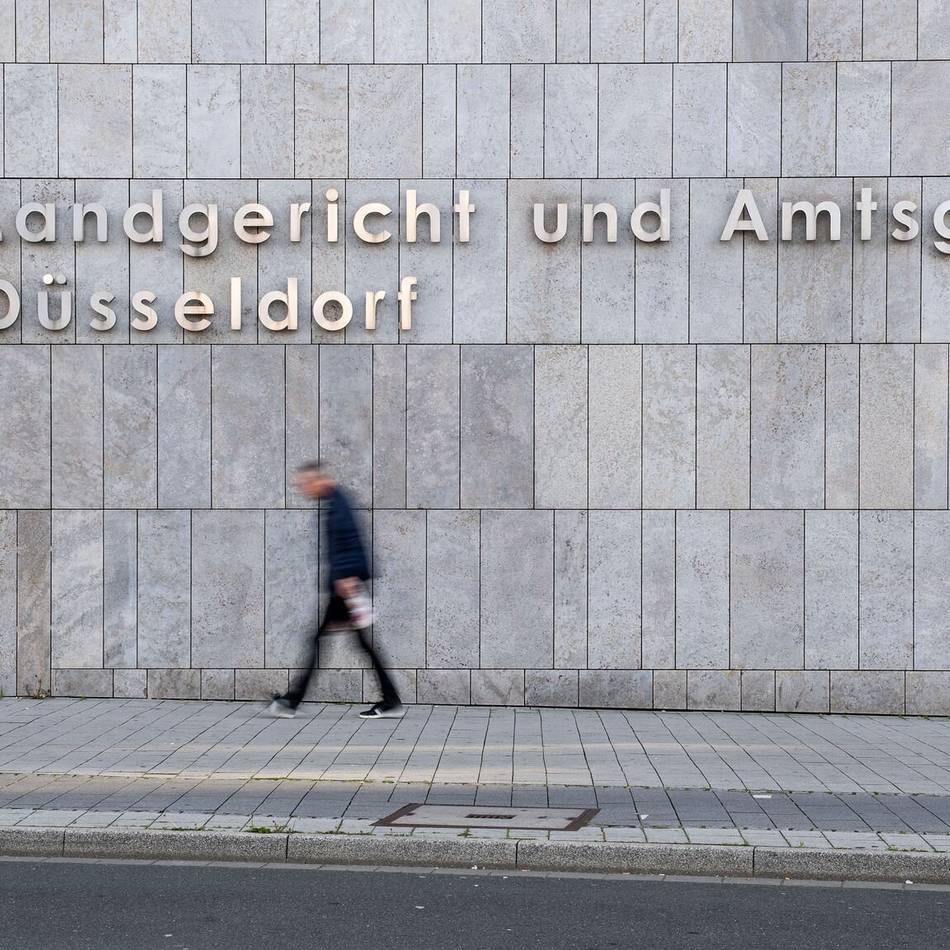 Prozessbeginn in Düsseldorf: Neusser steht wegen Kindesmissbrauchs vor Gericht