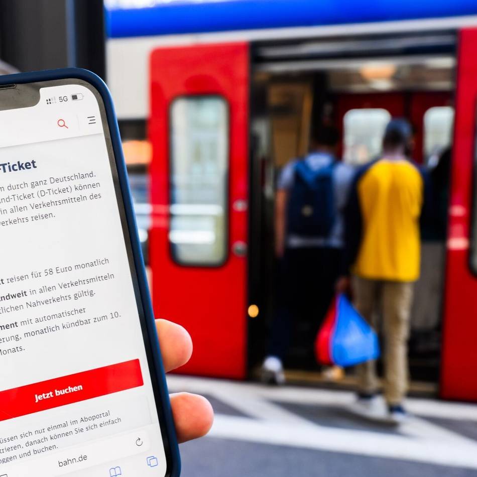 Mobiliät in Krefeld: Gewerkschaft fordert vergünstigtes Deutschlandticket für Azubis