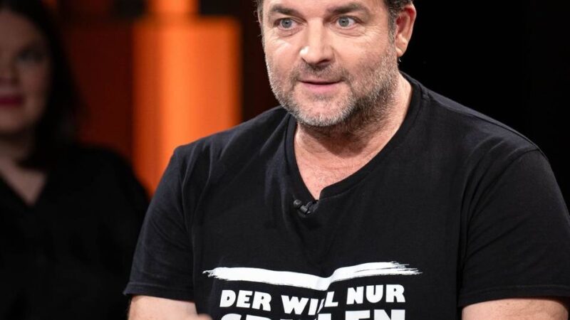 Hundeprofi kündigt Tournee-Ende an: Für Martin Rütter fällt in Mönchengladbach das letzte Mal der Vorhang