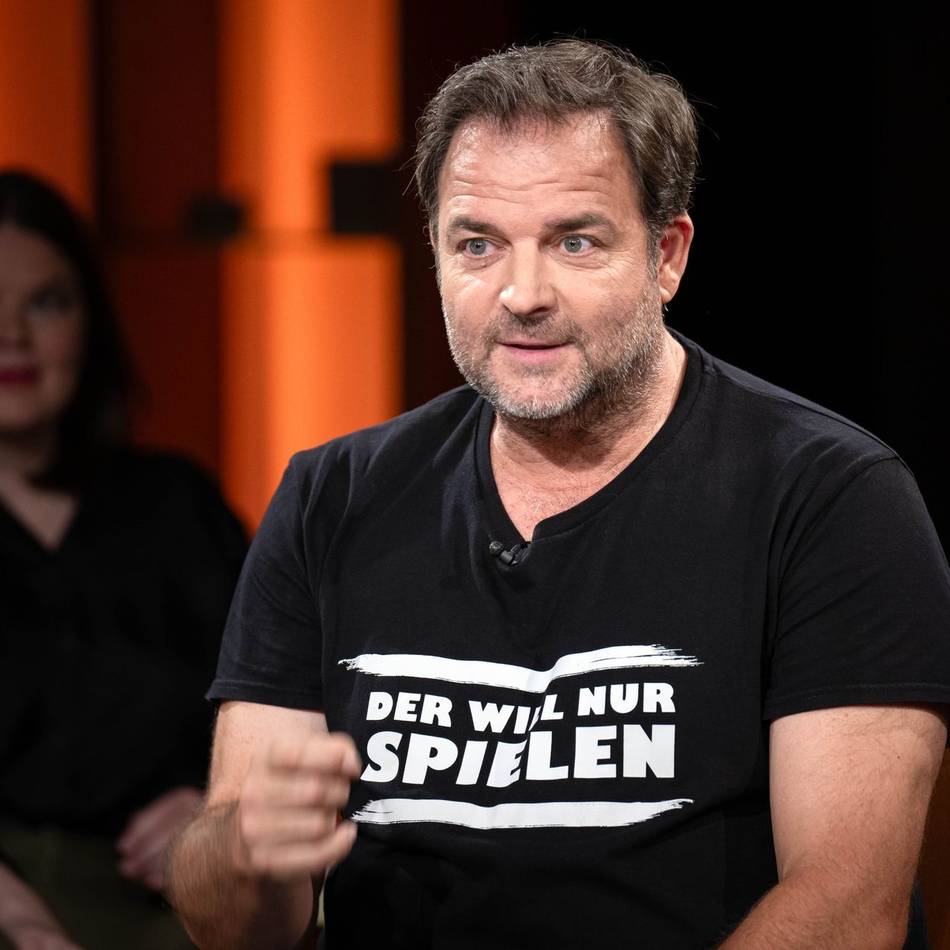 Hundeprofi kündigt Tournee-Ende an: Für Martin Rütter fällt in Mönchengladbach das letzte Mal der Vorhang