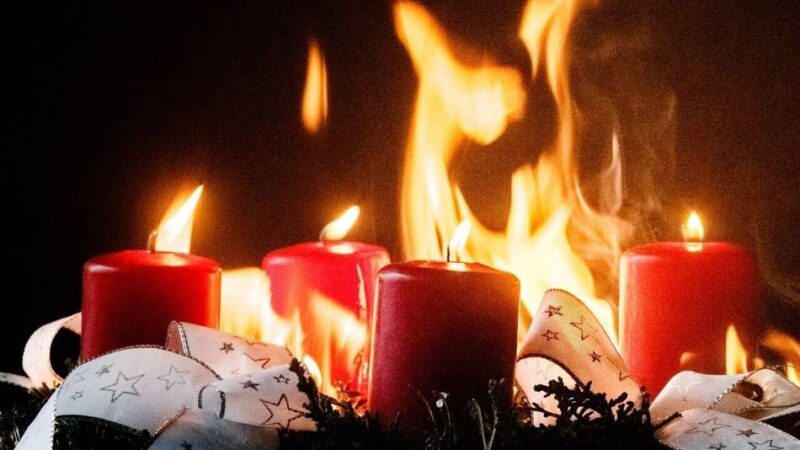 Die Feuerwehr gibt Tipps: Damit es an Weihnachten nicht brennt