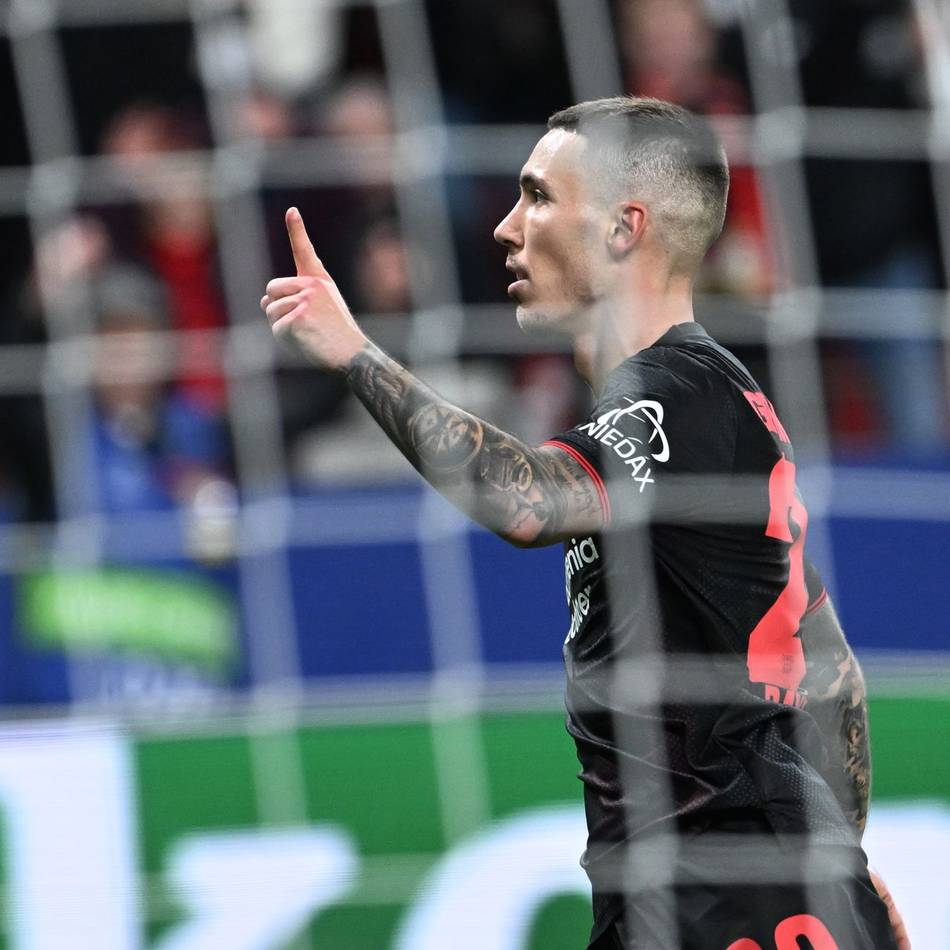 „Belastung war unglaublich“: Warum Bayer beim angeschlagenen Grimaldo kein Risiko eingeht