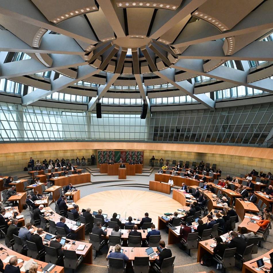 Verfassungsänderung in NRW: Wahlalter für Landtagswahlen sinkt auf 16 Jahre