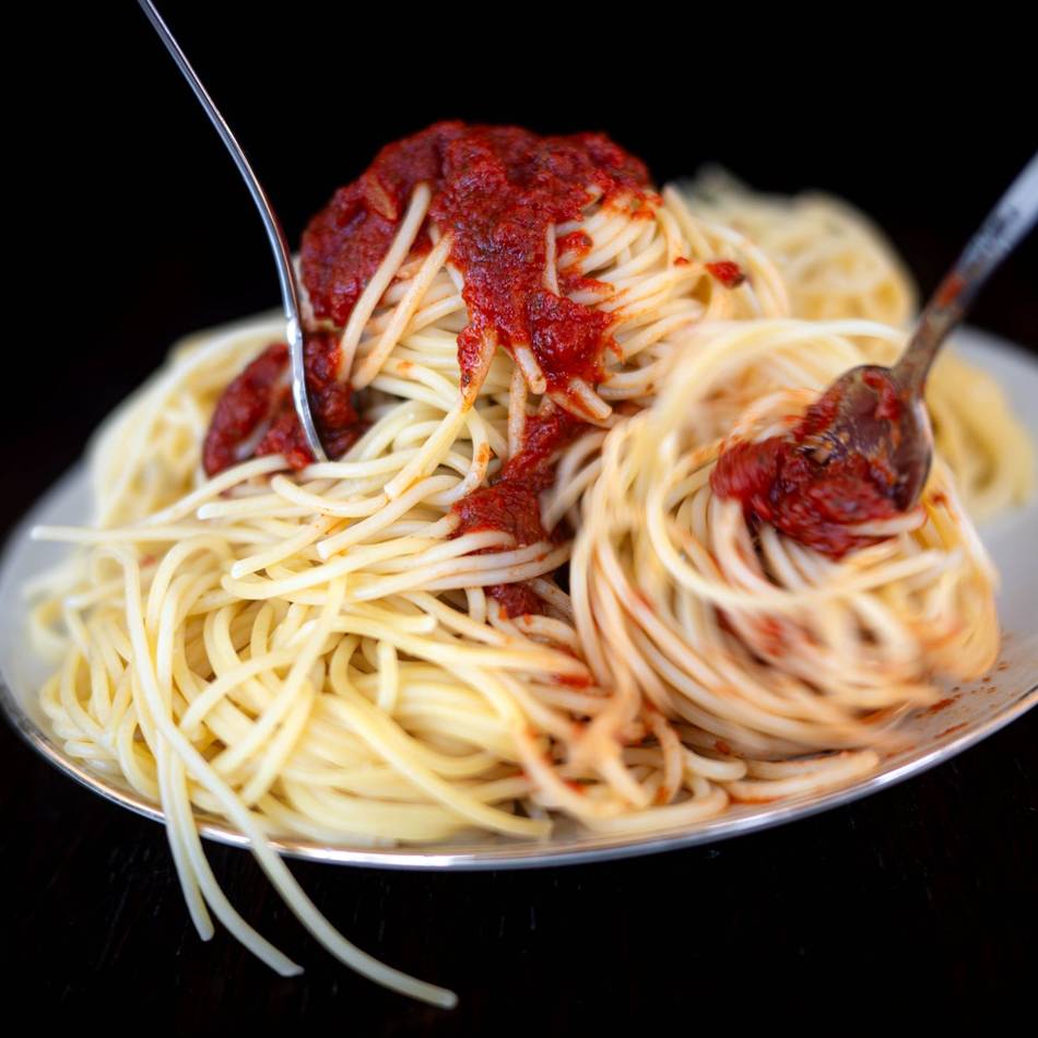 Lieb gewonnene Veranstaltung in Grevenbroich: Das Spaghettiessen kehrt ins Pfarrheim zurück