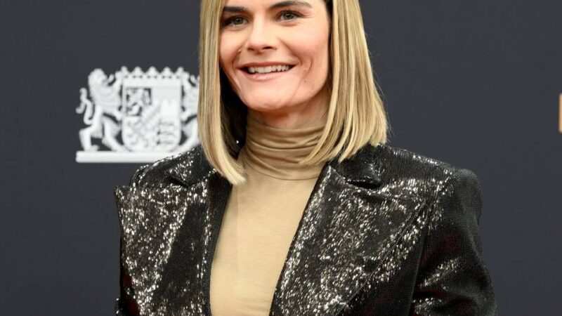 Neues Comedy-Programm: Hazel Brugger kommt im April 2026 nach Krefeld