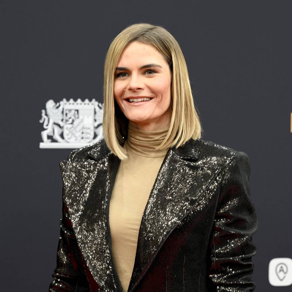 Neues Comedy-Programm: Hazel Brugger kommt im April 2026 nach Krefeld