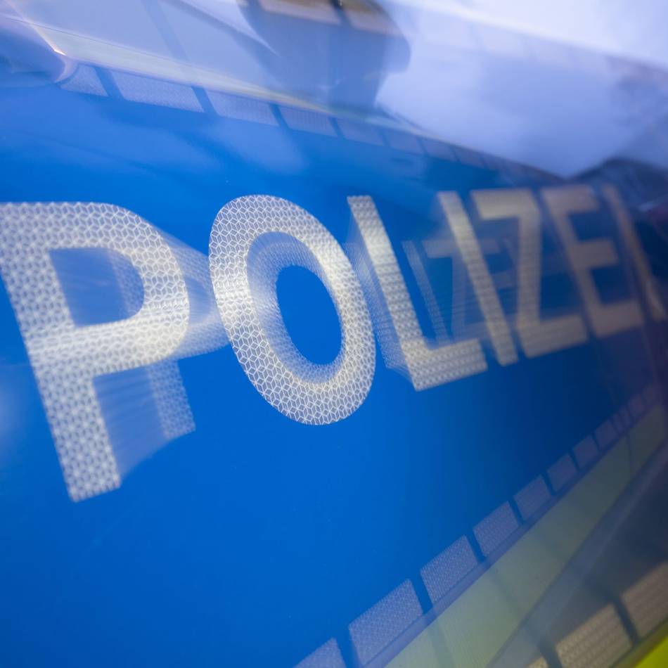 Kriminalität in Langenfeld: 84-Jähriger in seinem Haus überfallen – Auto und Geld gestohlen