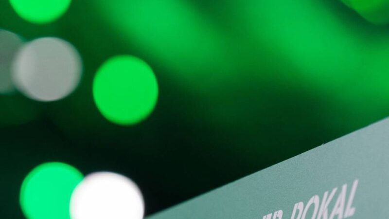 Beim DFB-Pokal-Achtelfinale: Tragödie in Leipzig – Magdeburg-Fan stirbt nach Reanimation