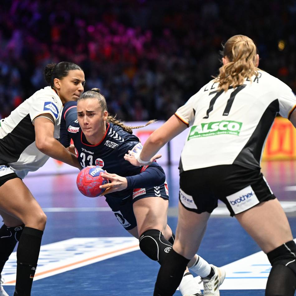 Niederlage im Finale: „Alles auf der Platte gelassen“ – Handballerinnen verpassen den WM-Titel knapp