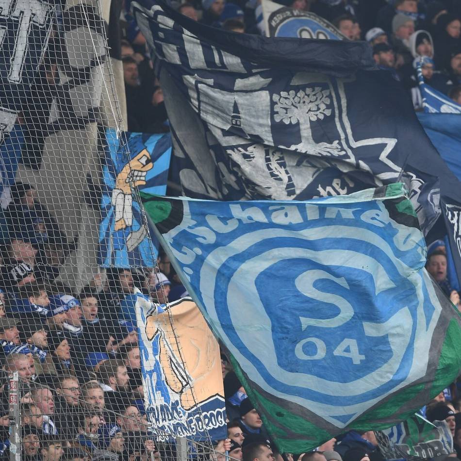 S04-Wand in Düsseldorf: Fortuna bekommt es am Freitag mit vielen Schalke-Fans zu tun