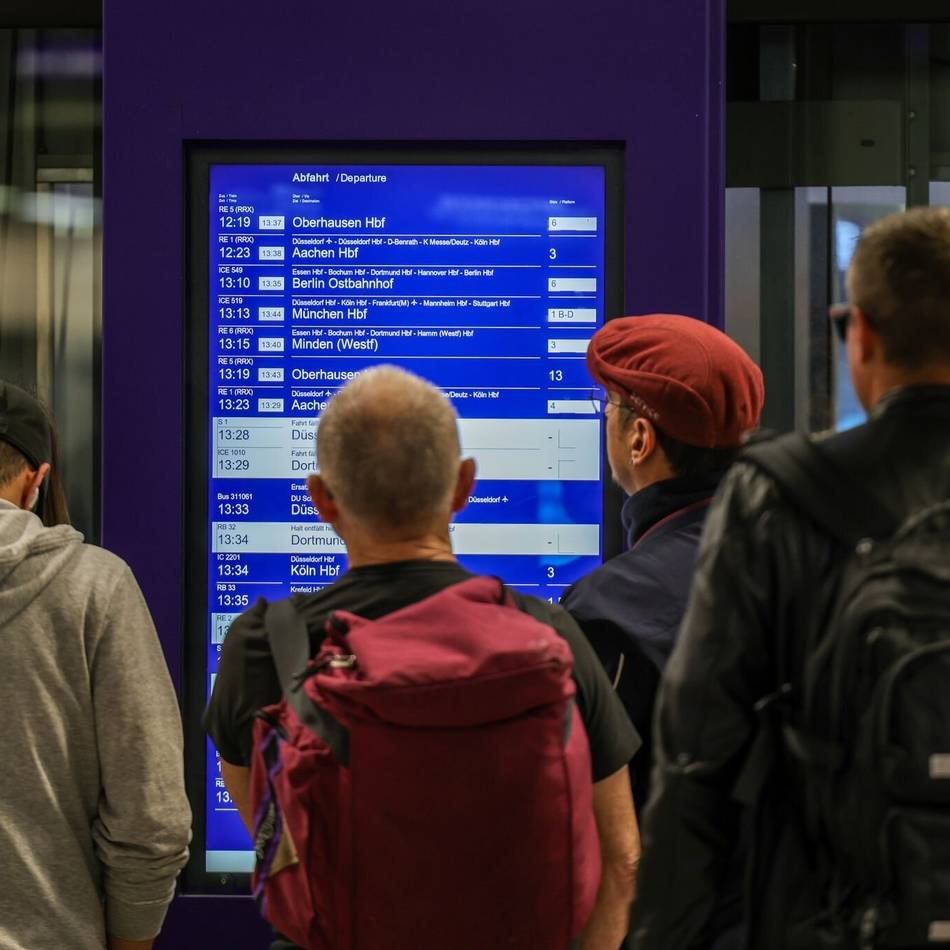 An Weihnachten in Düsseldorf: Störung der Bahn zwischen Hauptbahnhof und Flughafen