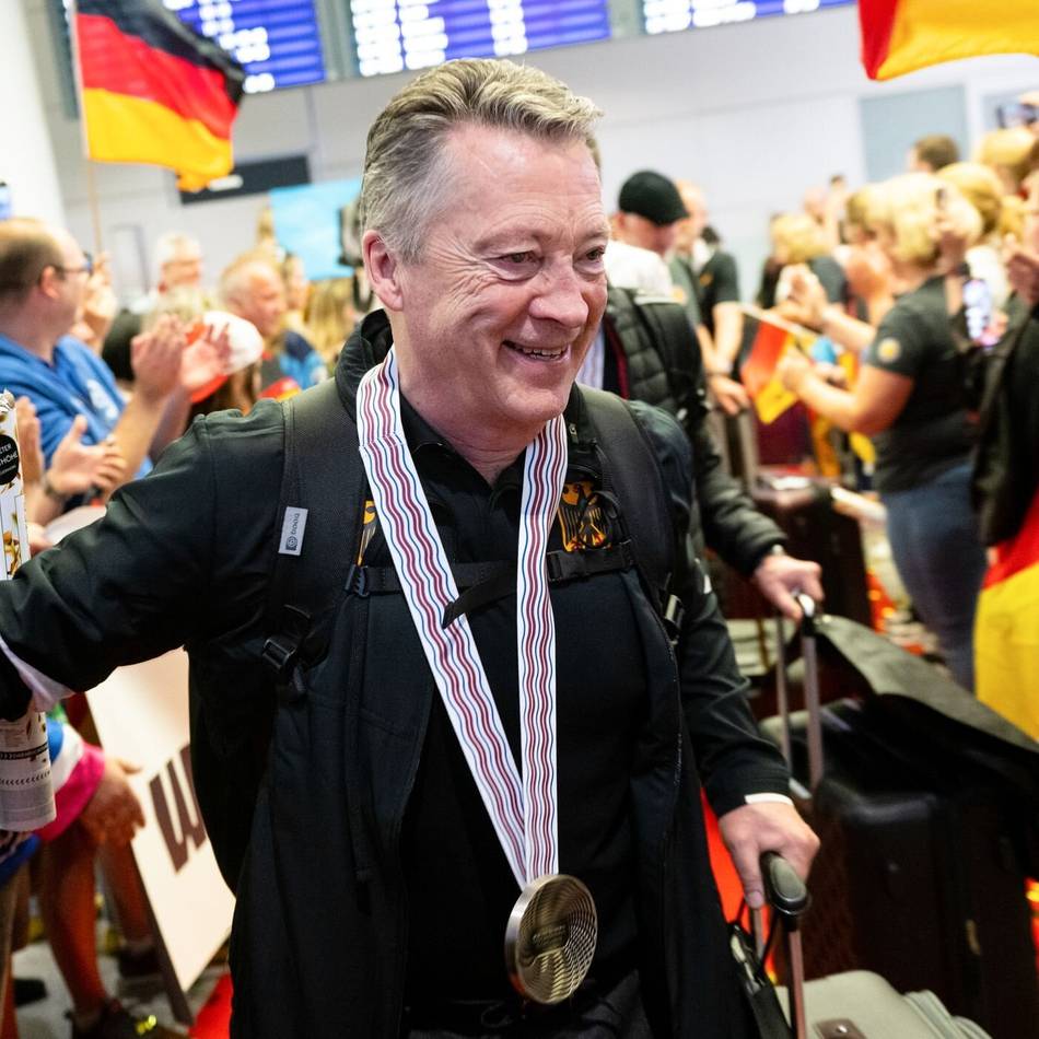 Ehemaliger Coach der Düsseldorfer EG: Harold Kreis bleibt Eishockey-Bundestrainer bis zur Heim-WM 2027