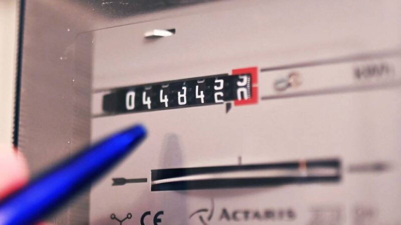 „Ungewöhnlich hoher Verbrauch“: 5000 Euro für Strom – Neusser verzweifelt wegen Rechnung