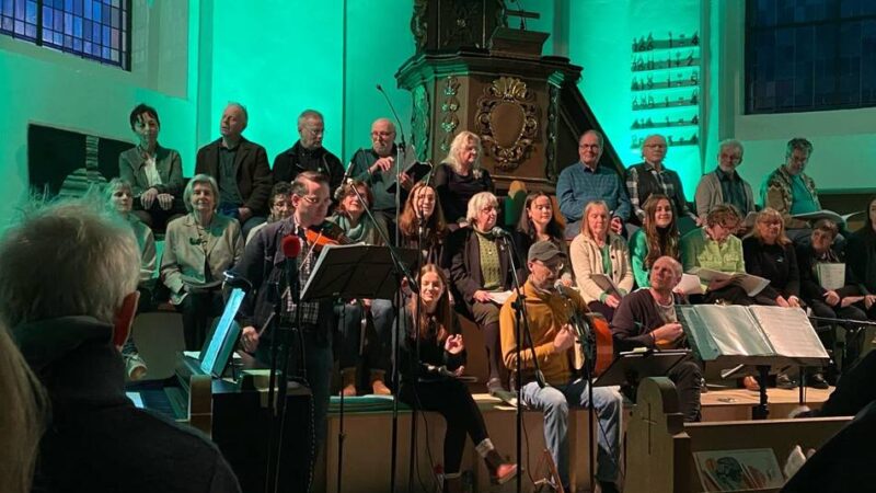 Offenes Singen in Bönninghardt: Irish-Folk-Band trifft auf Kirchenchor