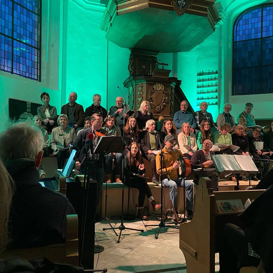 Offenes Singen in Bönninghardt: Irish-Folk-Band trifft auf Kirchenchor