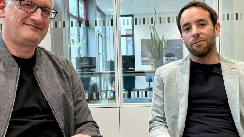 „Das Thema KI ist groß“: Neue Leitung für bewährtes Team an Kleves größter Schule
